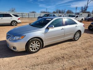 Toyota Camry SE 3.5L 6 2010