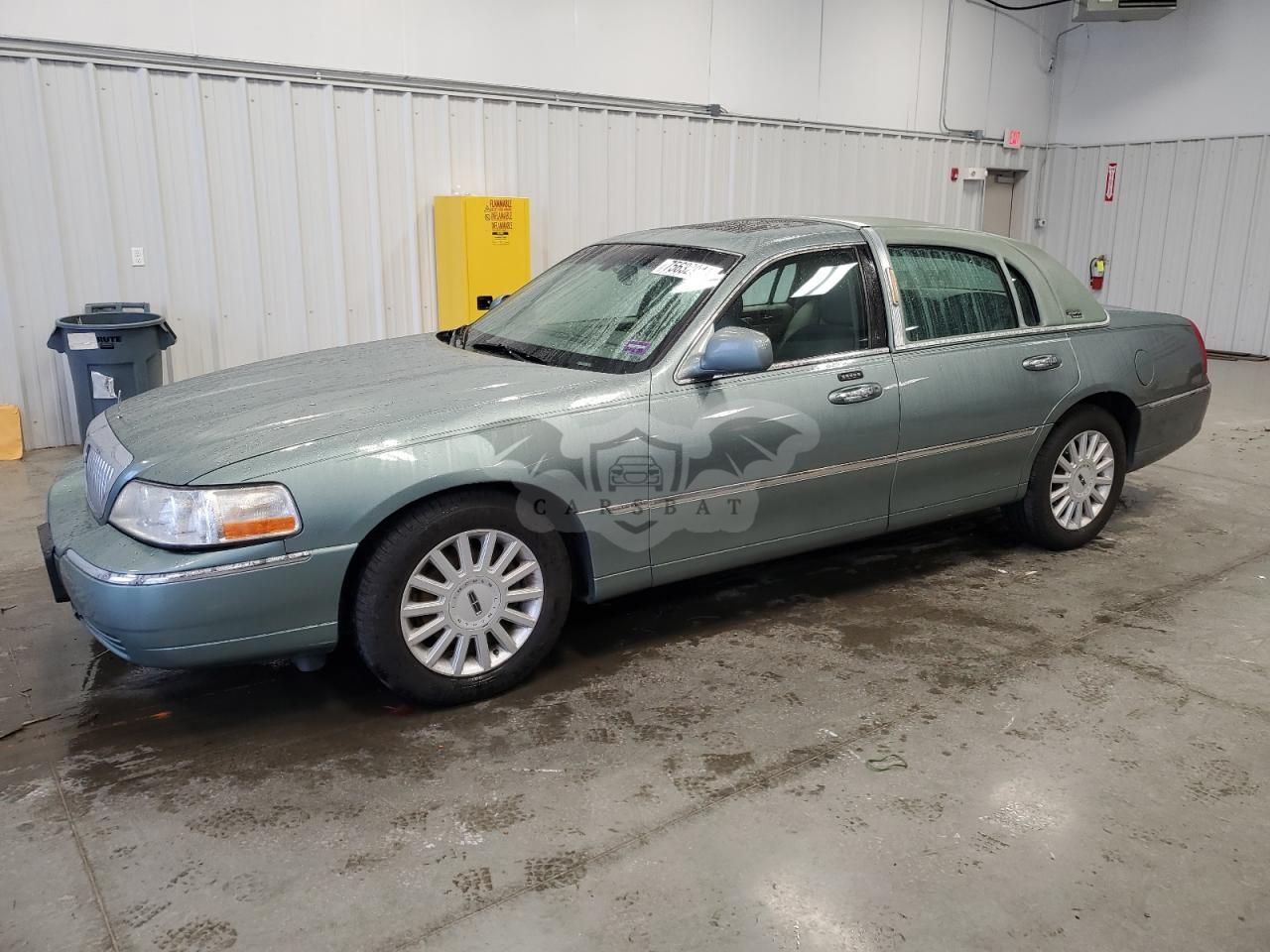Lincoln Town Car SIGNATURE LIMITED 4.6L 8 2005