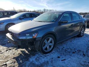 Volkswagen Passat SE 2.5L 5 2012