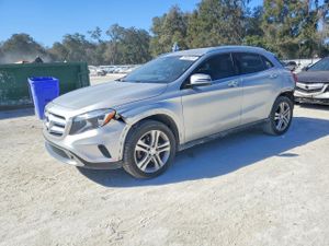 Mercedes-Benz GLA 2.0L 4 2015