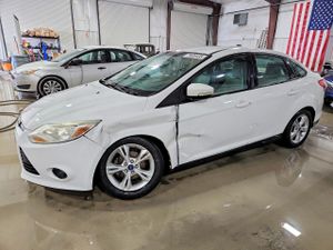 Ford Focus SE 2.0L 4 2014