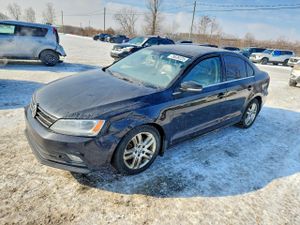 Volkswagen Jetta TDI 2 L 4 2015