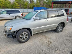Toyota Highlander BASE 3.3L 6 2004
