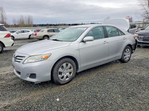 Toyota Camry BASE 2.5L 4 2010