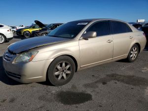 Toyota Avalon XL 3.5L 6 2005