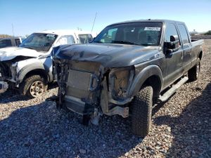 Ford F-350 SUPER DUTY 6.2L 8 2012
