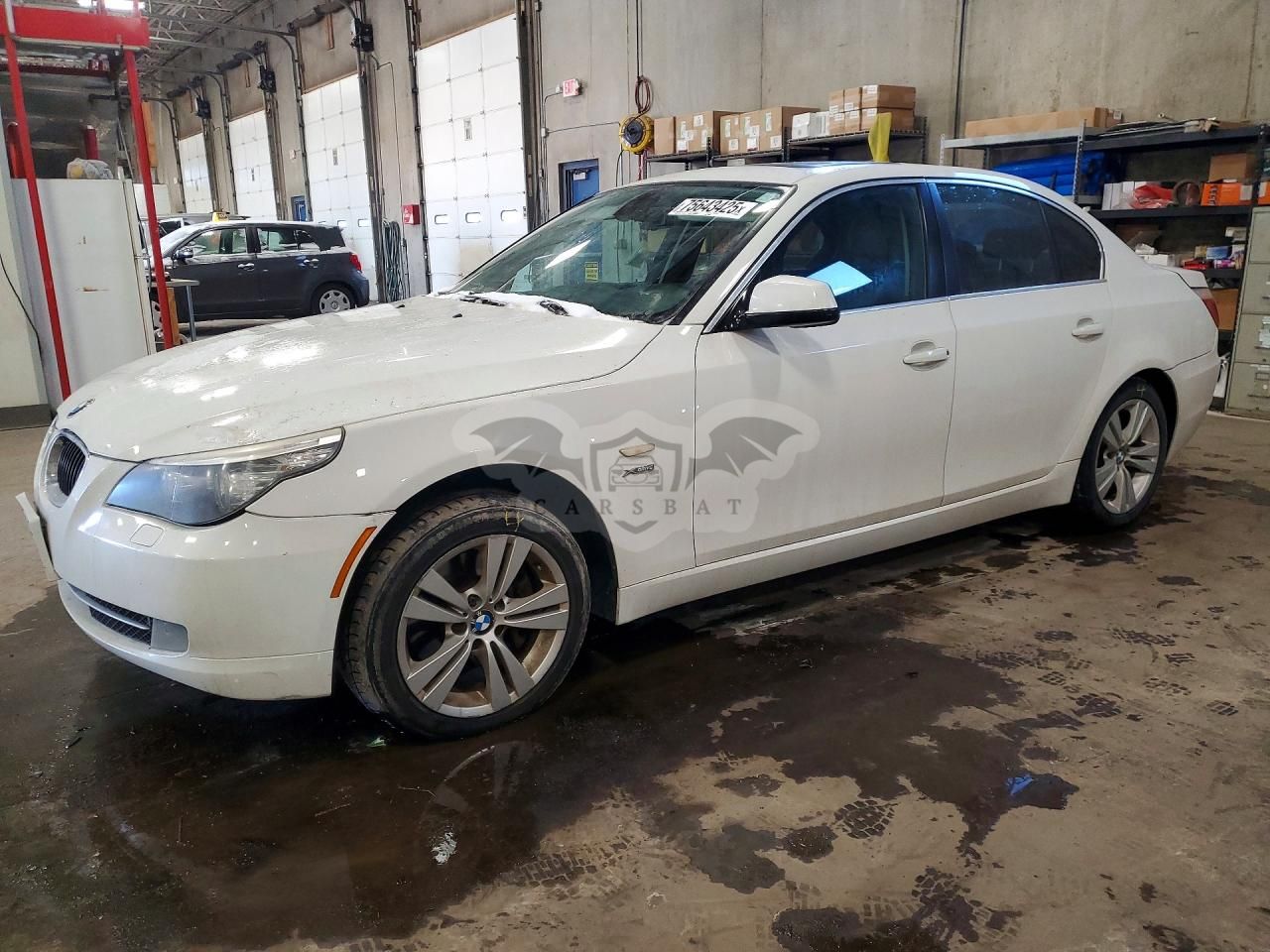 BMW 5 Series XI 3.0L 6 2010