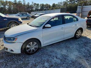 Volkswagen Jetta SE 1.8L 4 2014