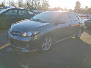 Toyota Corolla BASE 1.8L 4 2011