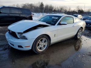 Ford Mustang 3.7L 6 2011