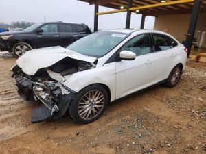 Ford Focus SEL 2.0L 4 2012