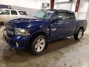 RAM 1500 SPORT 5.7L 8 2014