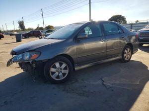 Toyota Corolla CE 1.8L 4 2005