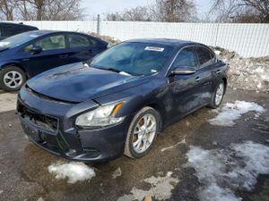 Nissan Maxima S 3.5L 6 2013