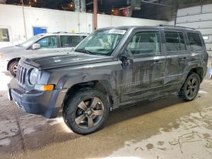 Jeep Patriot LATITUDE 2.4L 4 2015