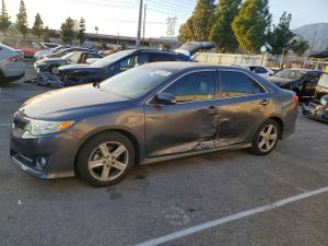Toyota Camry L 2.5L 4 2013
