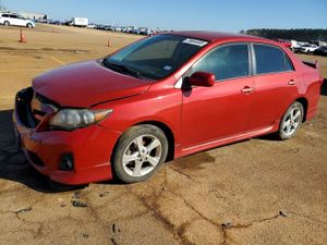 Toyota Corolla BASE 1.8L 4 2011
