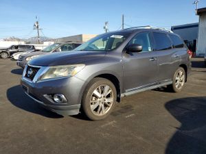 Nissan Pathfinder S 3.5L 6 2014