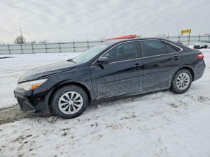Toyota Camry LE 2.5L 4 2015