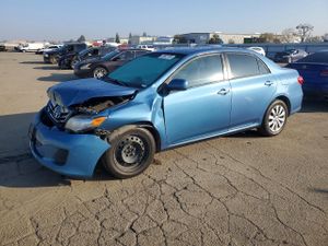 Toyota Corolla BASE 1.8L 4 2013