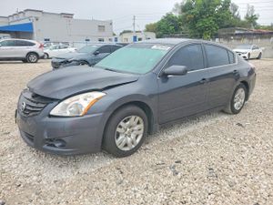 Nissan Altima BASE 2.5L 4 2010
