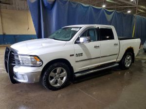 RAM 1500 SLT 5.7L 8 2013
