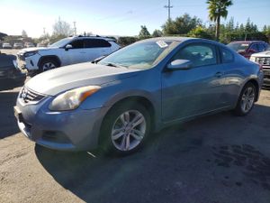 Nissan Altima S 2.5L 4 2010