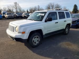 Jeep Patriot SPORT 2.4L 4 2014