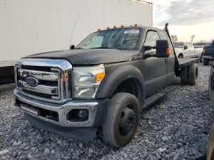 Ford F-450 SUPER DUTY 6.7L 8 2015