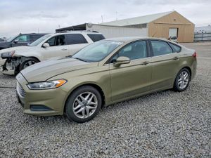 Ford Fusion SE 2.5L 4 2013