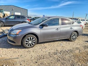 Nissan Sentra S 1.8L 4 2015