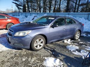 Chevrolet Malibu LS 2.5L 4 2013