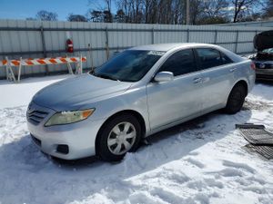 Toyota Camry BASE 2.5L 4 2010