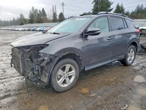 Toyota Rav4 XLE 2.5L 4 2013