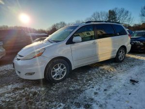 Toyota Sienna XLE 3.3L 6 2006