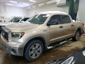 Toyota Tundra CREWMAX 5.7L 8 2008