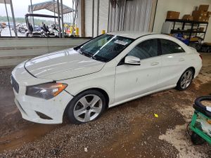 Mercedes-Benz CLA 2.0L 4 2015