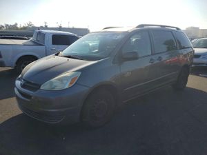 Toyota Sienna CE 3.3L 6 2004