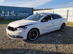 Volkswagen Passat CC SPORT 2.0L 4 2013