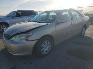 Toyota Camry LE 2.4L 4 2002