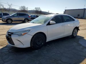 Toyota Camry LE 2.5L 4 2015