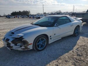 Pontiac Firebird 5.7L 8 1999