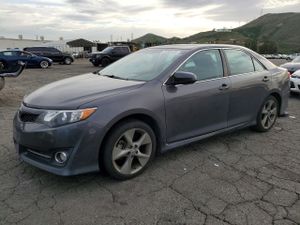 Toyota Camry L 2.5L 4 2014