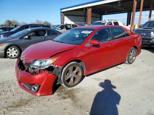 Toyota Camry BASE 2.5L 4 2012