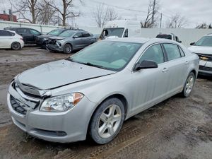 Chevrolet Malibu LS 2.4L 4 2011