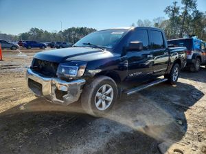 Nissan Titan S 5.6L 8 2012