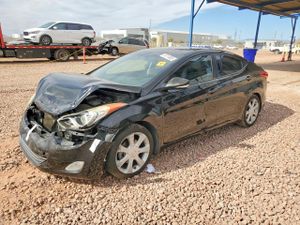 Hyundai Elantra GLS 1.8L 4 2013