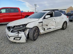 Kia Optima LX 2.4L 4 2015