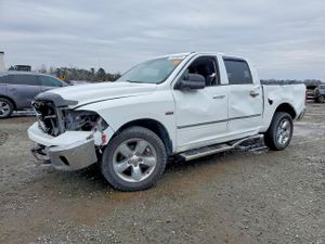 RAM 1500 SLT 5.7L 8 2014