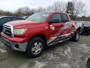 Toyota Tundra DOUBLE CAB SR5 5.7L 8 2011